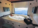 Luxurious Spa - O'Reilleys Rainforest Guesthouse Gold Coast