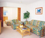Self Contained Broadwater Apartments - Rays Resort Gold Coast